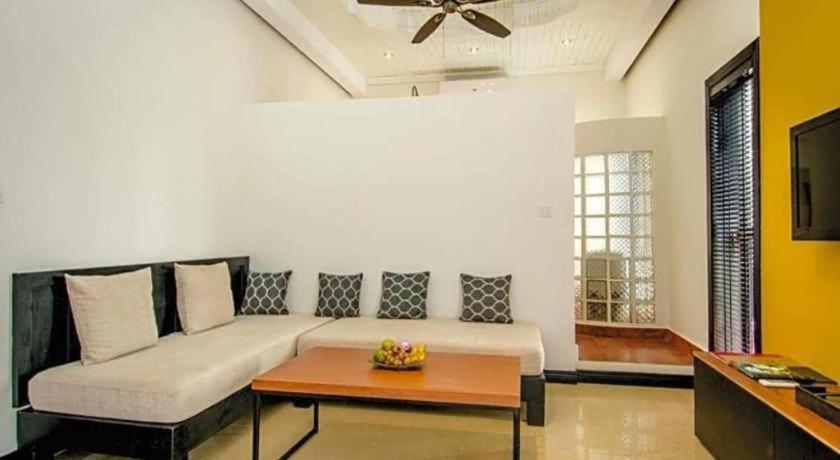 Mulberry Hotel Siem Reap Buitenkant foto